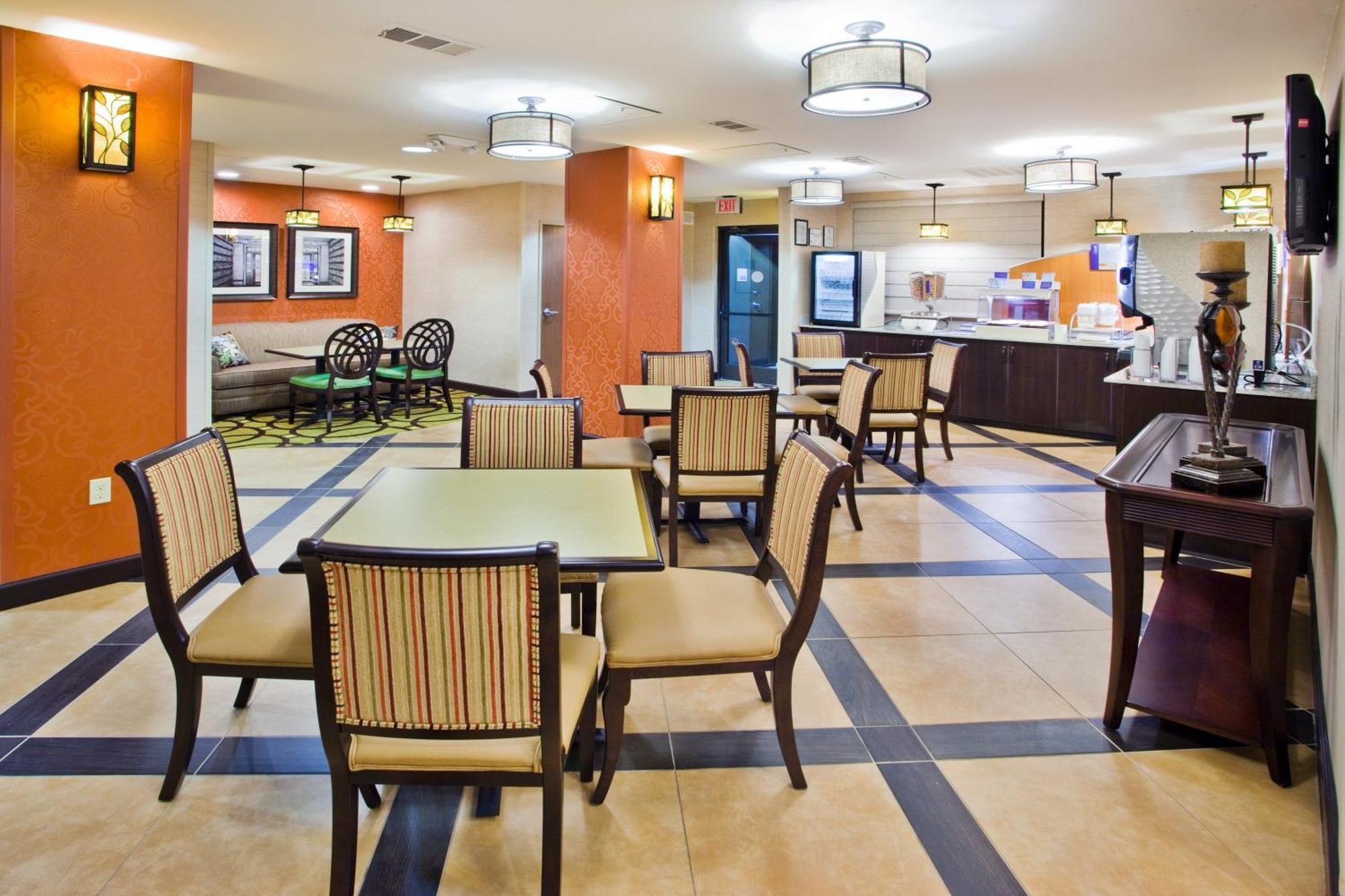 Holiday Inn Express Peachtree Corners-Norcross, An Ihg Hotel Eksteriør bilde